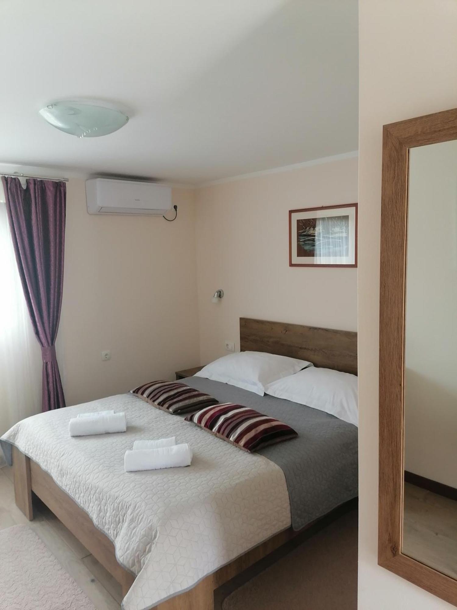 Apartments Kozjan Karlovac Ruang foto