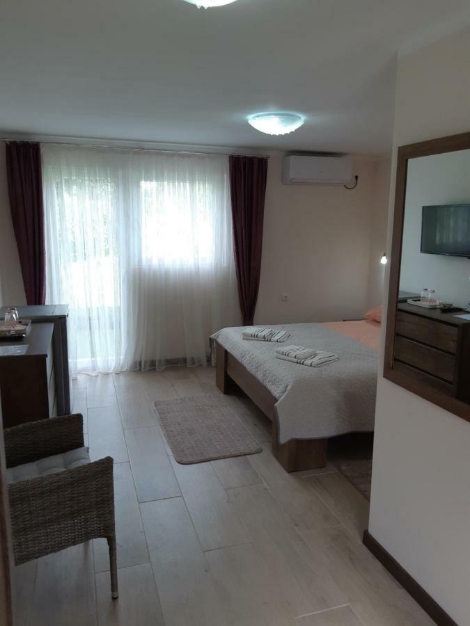 Apartments Kozjan Karlovac Bagian luar foto